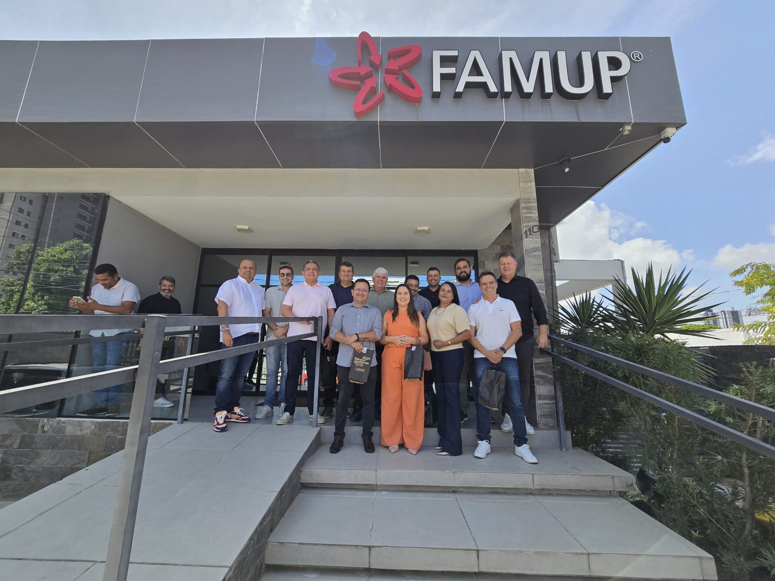 Famup reúne diretoria para discutir projetos estruturantes e realização do II Confep