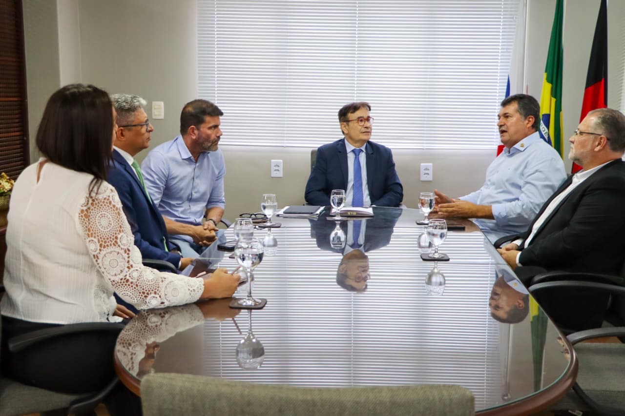 Famup e OAB-PB alinham parcerias para fortalecer a gestão municipal e a advocacia
