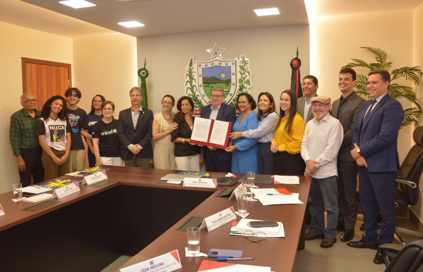 Famup participa de assinatura de parceria entre Governo da Paraíba e Unicef para fortalecimento de políticas voltadas à infância e adolescência