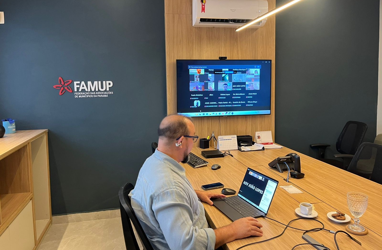 Famup realiza novo encontro remoto com gestores para discutir impactos da PEC 66/23 e da Emenda Constitucional 136/2025
